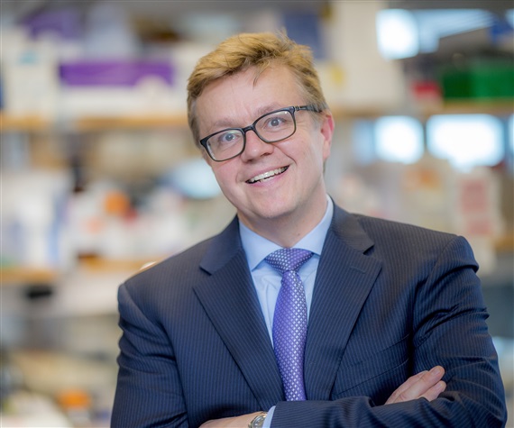 Dr. Pasi A.Jänne