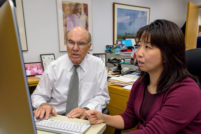 John Minna, M.D., and Yang Xie, Ph.D.